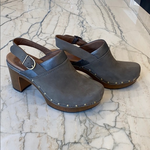 dansko delle clog